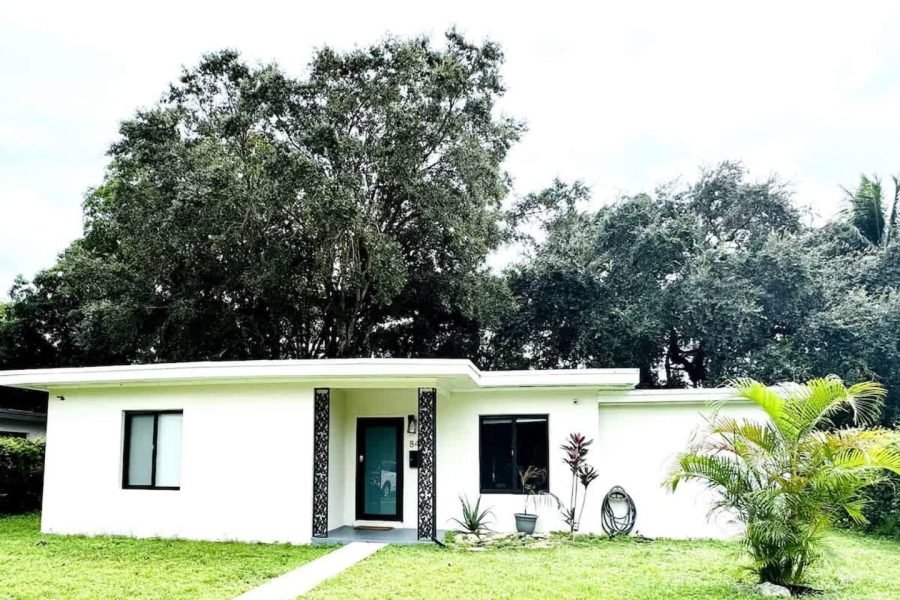 Spacious Cozy Modern Home